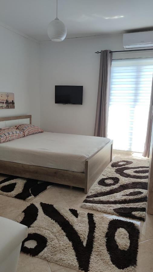 Guest'S House "Lindi&Roni" Apartment Ulcinj Exterior photo