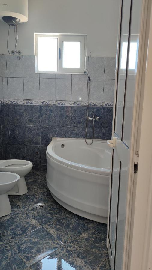 Guest'S House "Lindi&Roni" Apartment Ulcinj Exterior photo