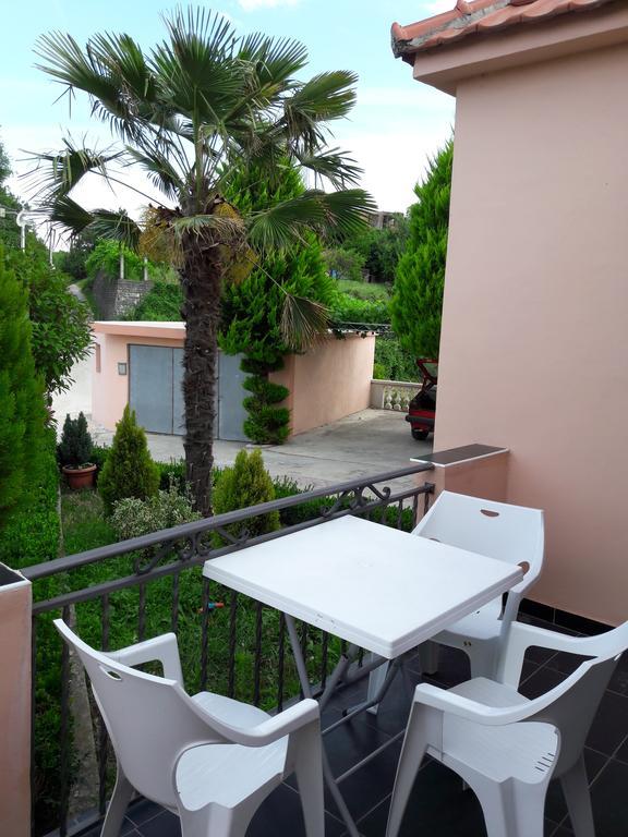 Guest'S House "Lindi&Roni" Apartment Ulcinj Exterior photo